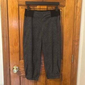 Mondetta Cropped Active Pants